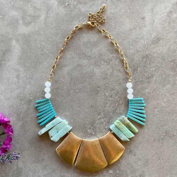 haveit.wearit.loveit Jewelry - Turquoise & Jade Mint Bib Necklace NWT